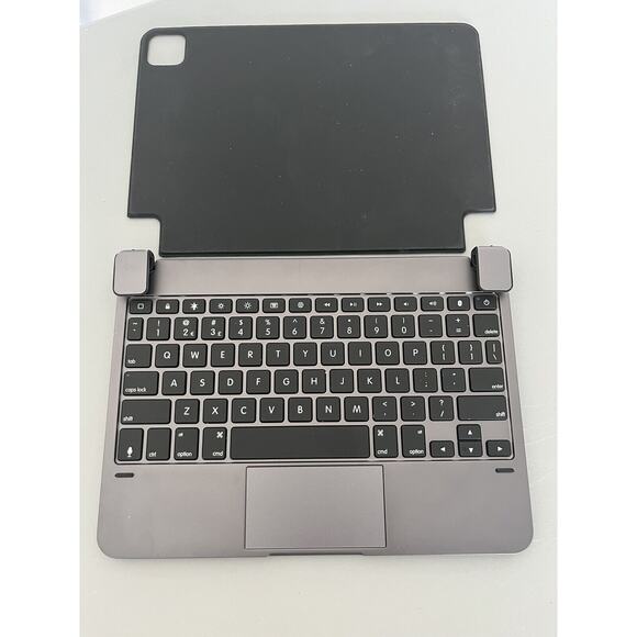 Brydge 11.0 Pro Wireless Keyboard with Trackpad | Compatible with iPad Pro 11 - Picture 1 of 2